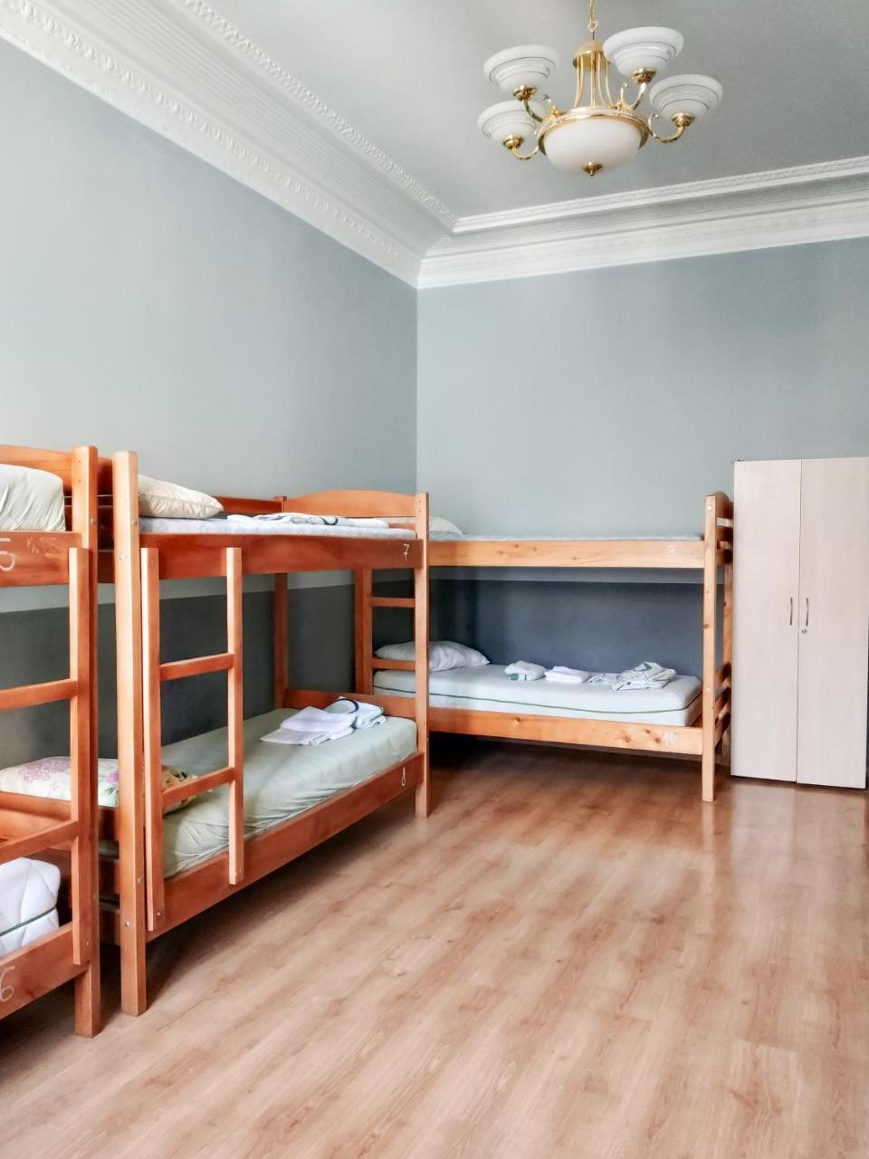 Tiu Khreshchatik Hostel Київ Ліжка хостела фото